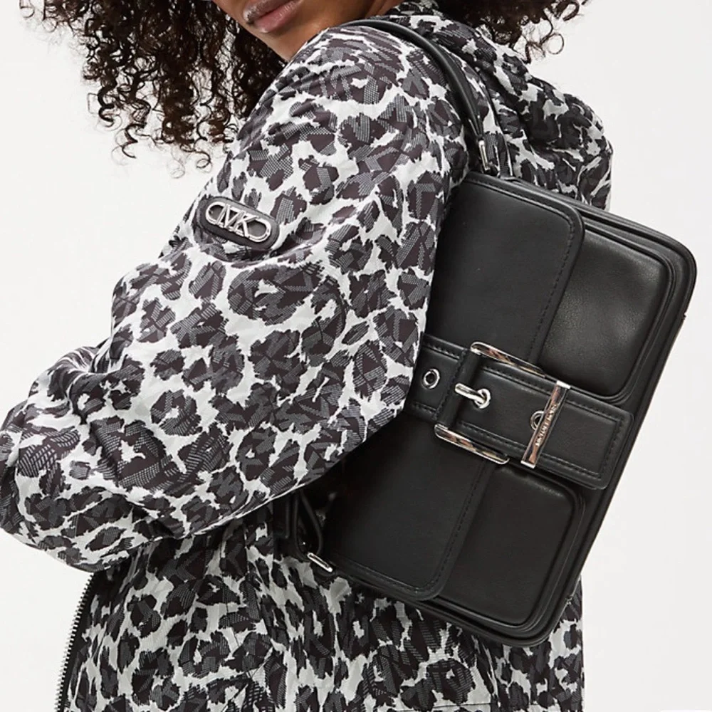 NEW NWT MICHAEL MICHAEL KORS Colby Medium Leather Shoulder Black Bag